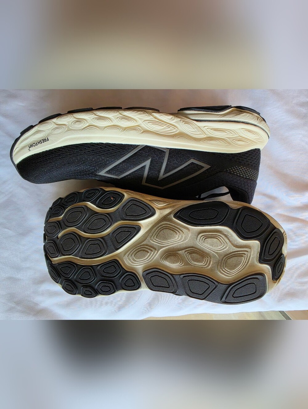 Women's New Balance Fresh Foam 860 V14 Running Shoe - Black, Size 10 D Wide - Picture 2 of 4